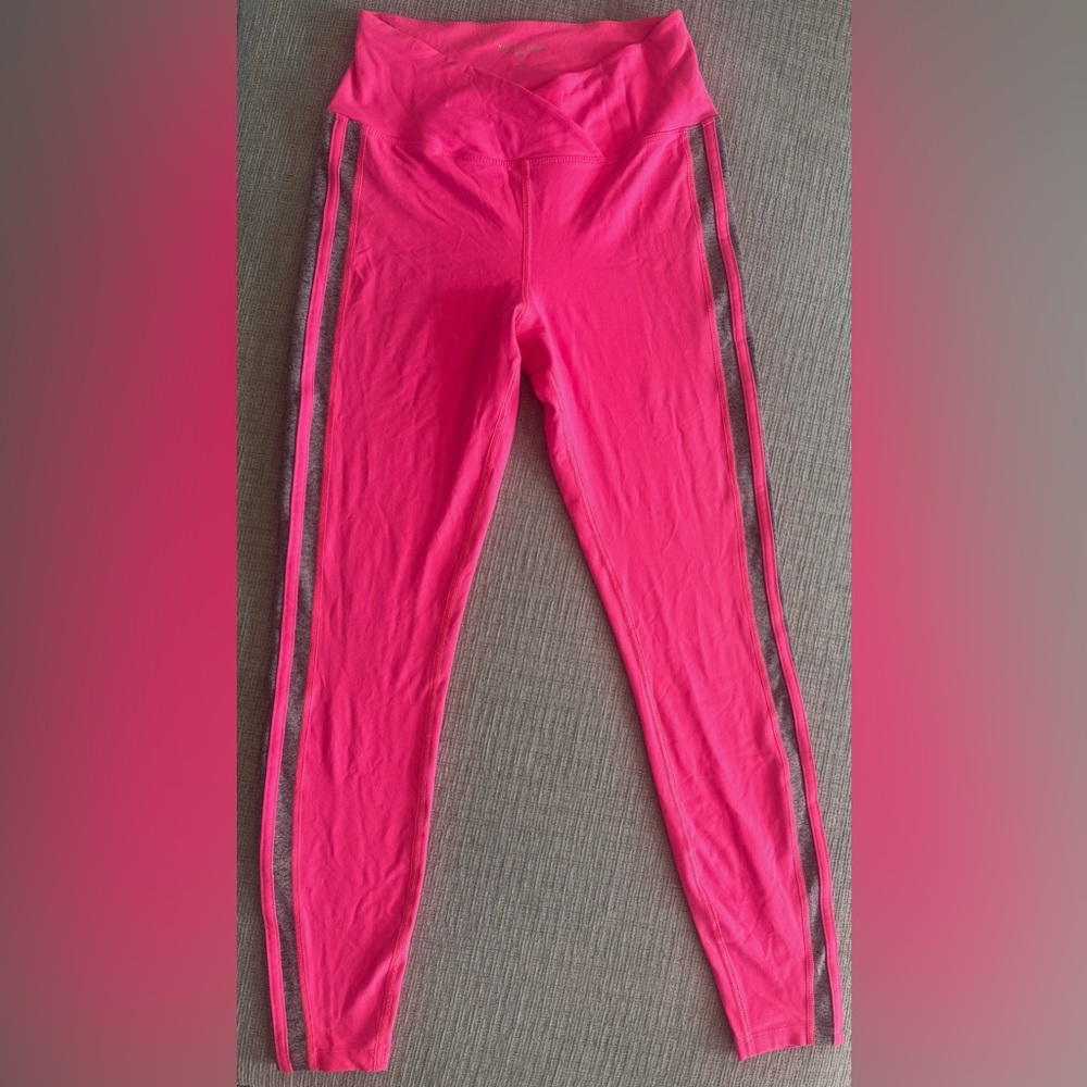 YEAR OF OURS candy pink with side graphite heather grey stripes